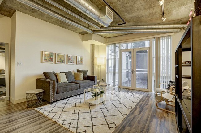 Building Photo - Premier Lofts