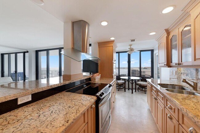 Foto del edificio - 3589 S Ocean Blvd