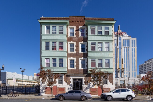 Building Photo - The Oakden