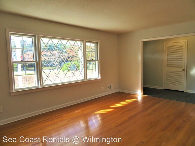 Building Photo - 3 br, 2 bath House - 37 S. Cardinal Drive