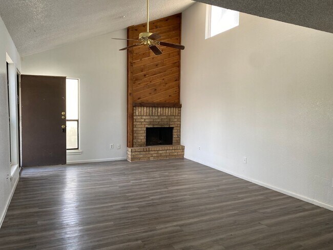Building Photo - 4711 58th St