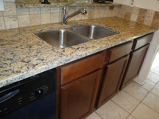 Foto del edificio - 1062 Colony St