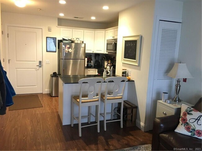 Foto del edificio - 947 Hope St