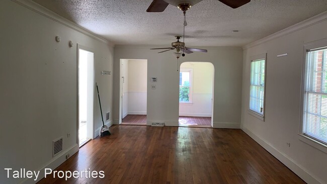 Foto del edificio - 3 br, 2 bath House - 1451 Pinecrest Avenue