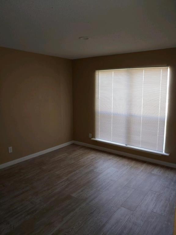 Foto del edificio - 538 Valley Park Dr