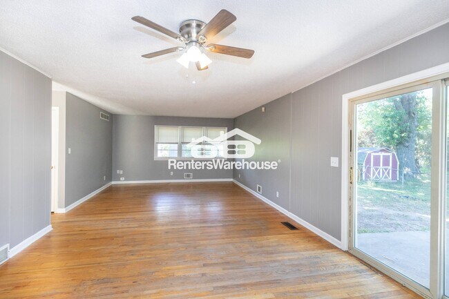Foto del edificio - 7312 Cedar Ave