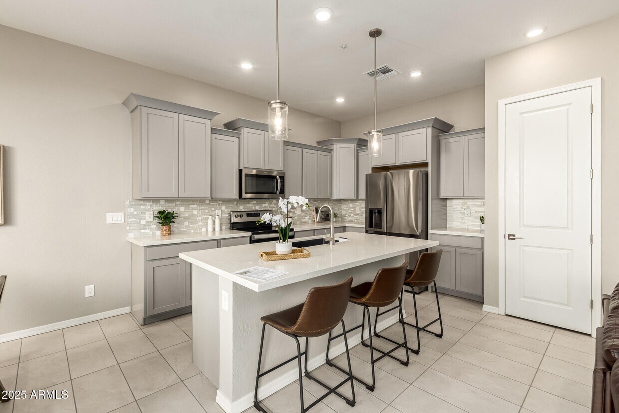 Foto principal - 1535 E Dublin St