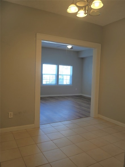 Building Photo - 3409 La Branch St