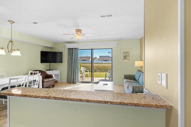 Building Photo - 203 Double Eagle Dr