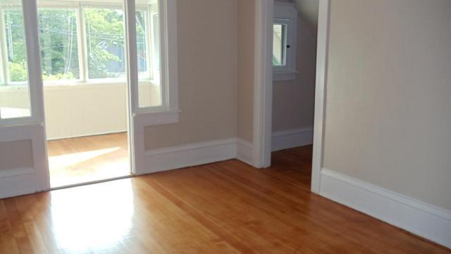 Building Photo - 8 bedroom in Seattle WA 98105
