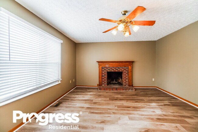 Building Photo - 6413 Fox Hill Dr