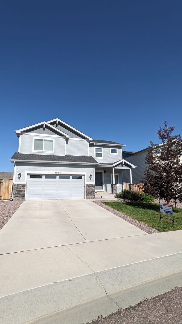 Building Photo - 4 Bedrooms | 3.5 Bathrooms | 2-Car Garage | Finished Walkout Basement | Fenced Yard | Pikes Peak ...