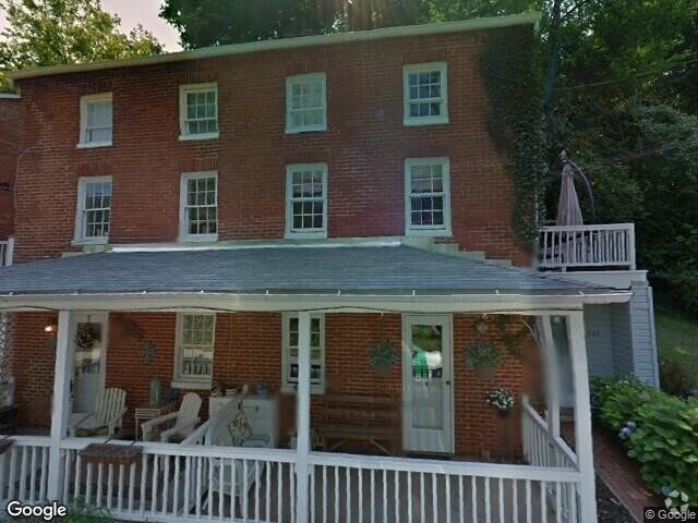 Building Photo - 947 Oella Ave