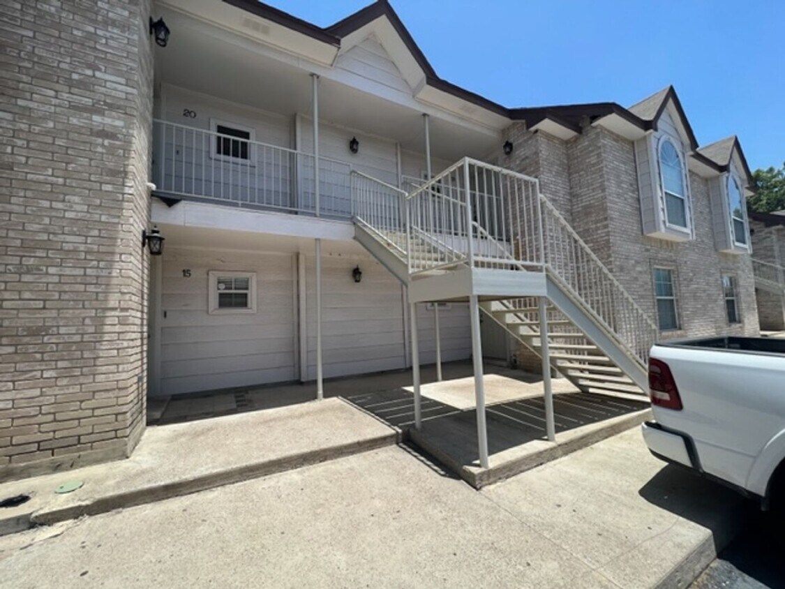 1206 International Apartment for Rent in Laredo, TX