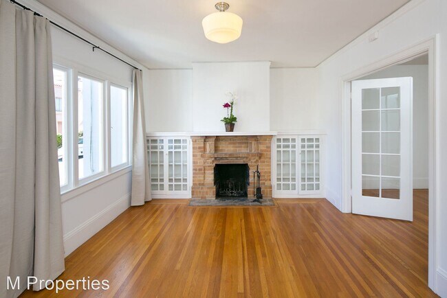 Building Photo - 1 br, 1 bath House - 42 Guttenberg Street