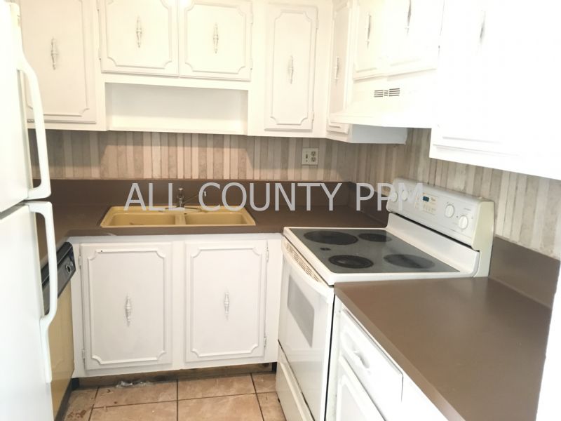 Foto del edificio - 207 NW 32nd Ct