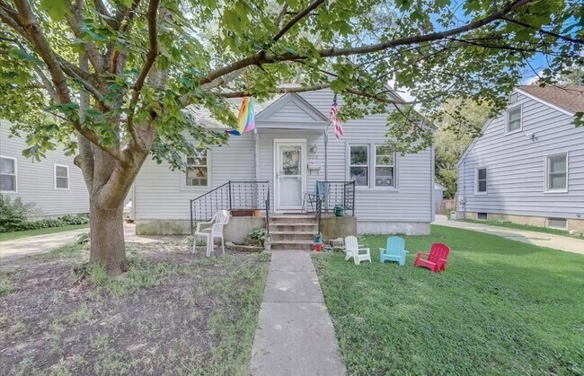 Foto del edificio - 228 N Garfield Ave