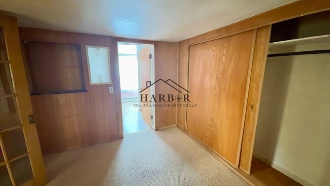Foto del edificio - 725 7th Ave SE