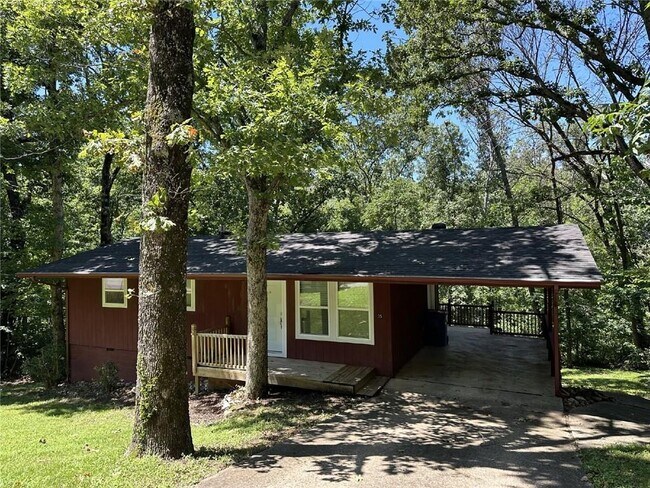 Foto del edificio - 35 Gore Ln