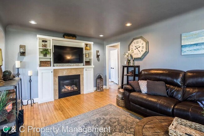 Foto del edificio - 3 br, 2 bath House - 550 Trinity Ave