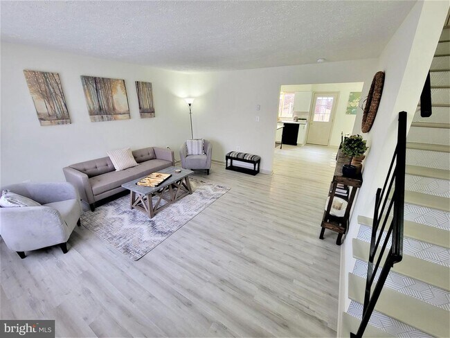 Foto del edificio - 303 Gray Ave