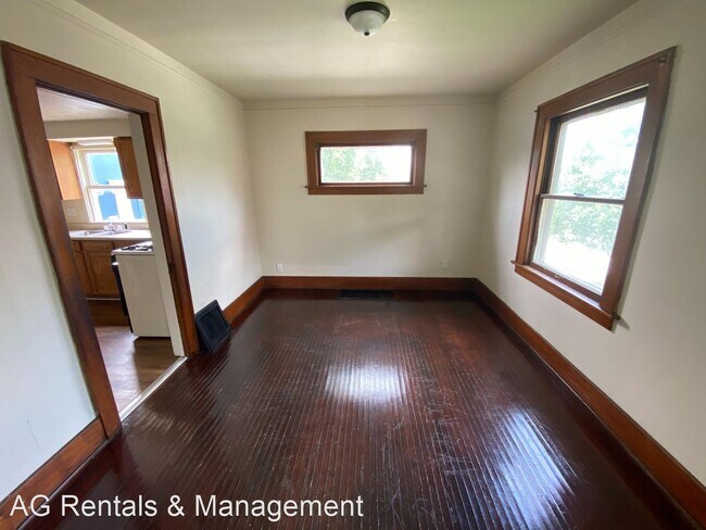 Foto del edificio - 3 br, 1.5 bath House - 710 E Rudisill Blvd