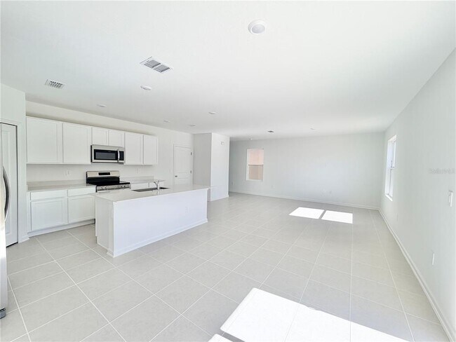 Foto del edificio - 3666 Hardman Dr