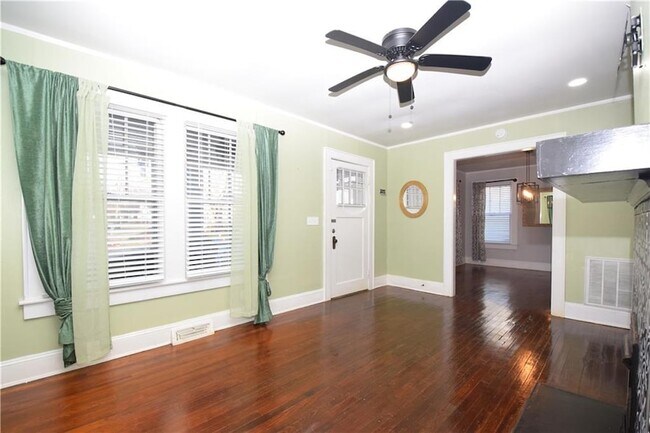 Foto del edificio - 3116 Jackson St