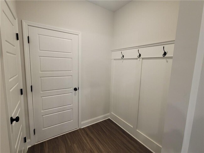 Foto del edificio - 2036 Westfall Wy