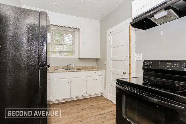 Foto del edificio - 1550 W 34th St
