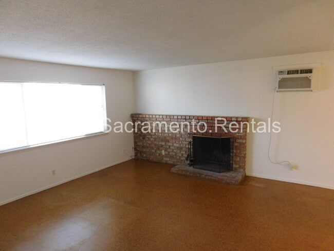 Building Photo - 3 br, 2 bath House - 3427 Virgo Street