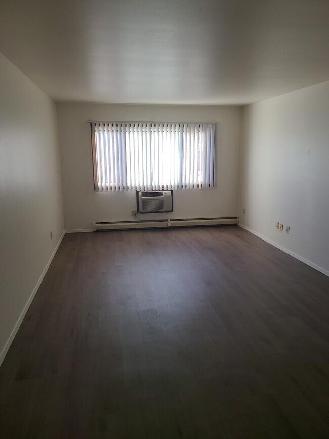 Building Photo - 4521 S Ahmedi Ave
