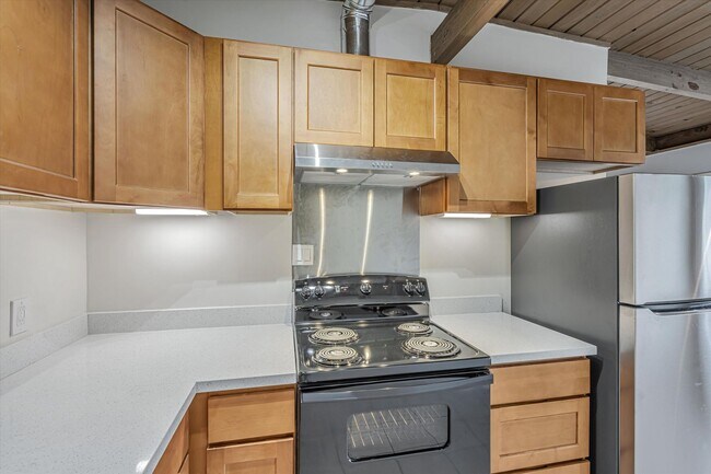 Foto del edificio - Beautifully Renovated 2BD/1BA Ground Floor Unit in Prime El Cerrito Location