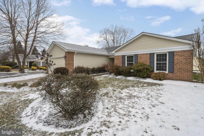 Building Photo - 835 Boatswain Way