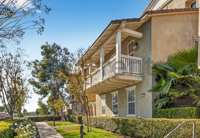 Foto del edificio - 4183 Vía Napoli