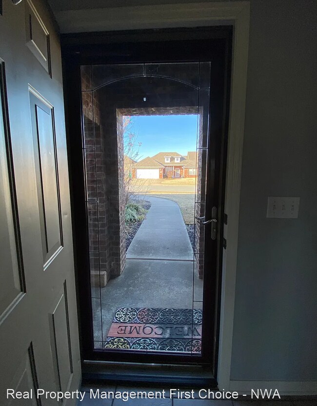 Foto del edificio - 4 br, 2 bath House - 320 Beasley Drive