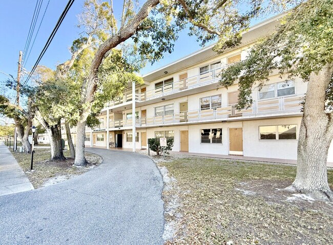 Foto del edificio - 911 Washington Ave SW