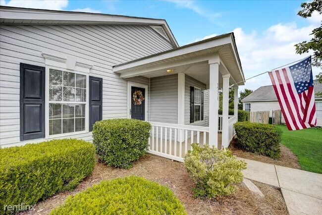 Building Photo - 3 br, 2 bath House - 214 Seven Pines Ct