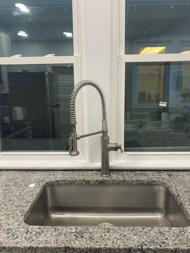 Foto del edificio - 2236 13th St