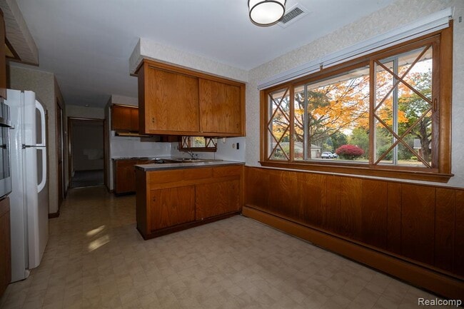 Foto del edificio - 851 Helston Rd