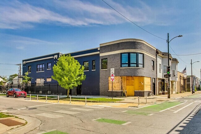 Foto del edificio - 4158 W Lake St