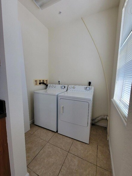 Foto del edificio - 221 Greenwich Cir