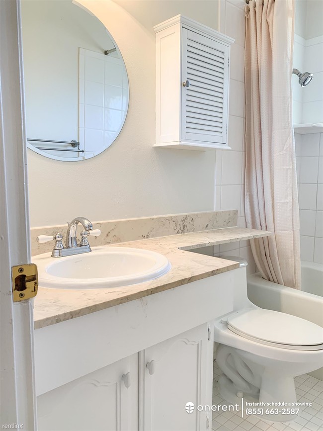Building Photo - 2565 Twin Creeks Dr