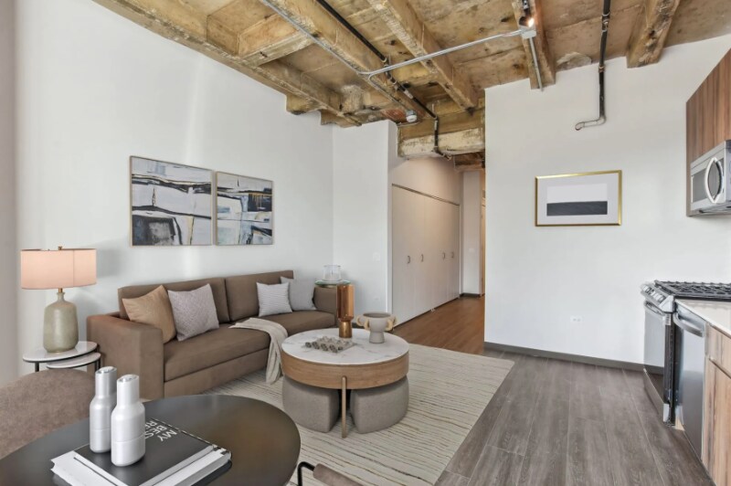 Foto principal - 145 N Ashland Ave
