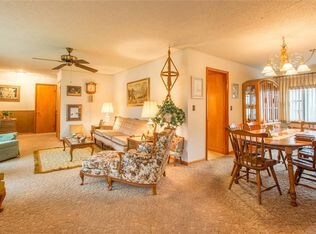 Foto del edificio - 1707 E 53rd St