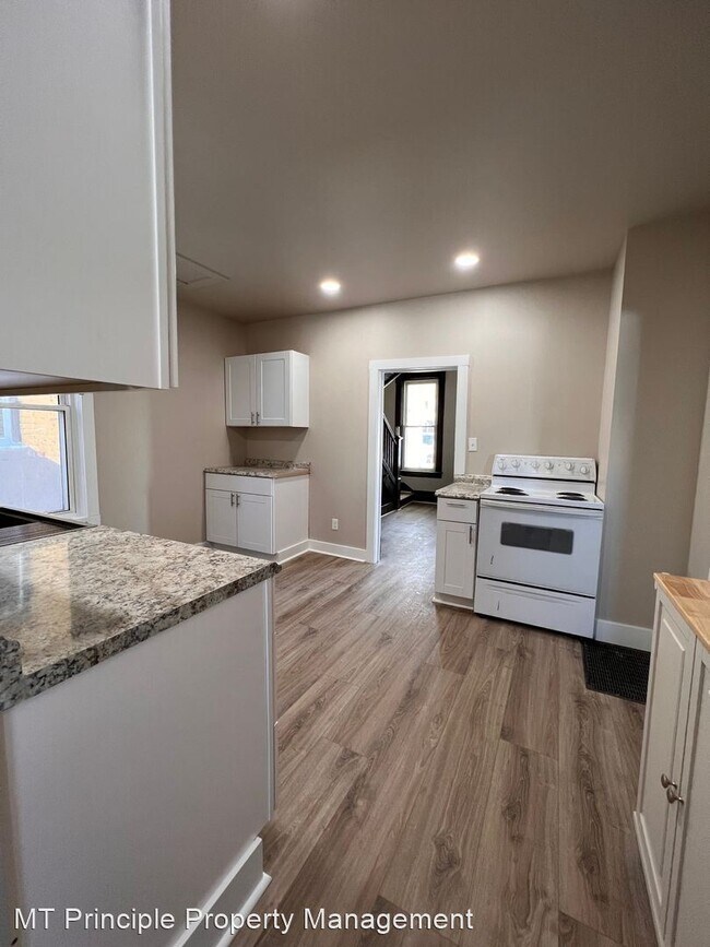 Building Photo - 3 br, 2 bath House - 911 S. Colorado