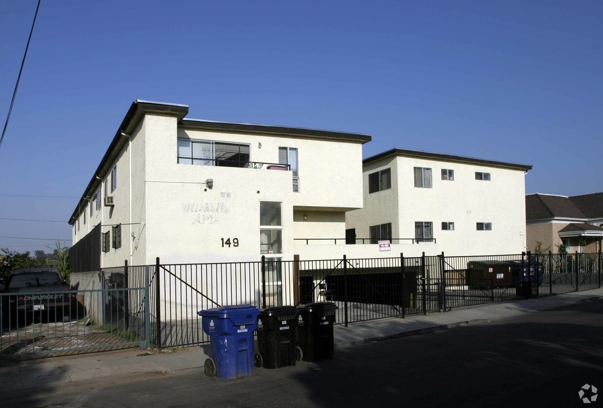 Building Photo - 149 N Avenue 25