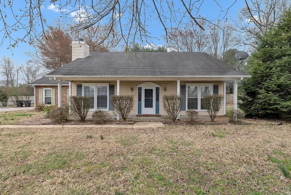 Foto principal - 5905 Franklin Rd