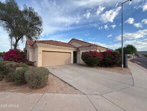 Building Photo - 2603 E Fraktur Rd
