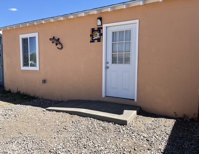 Foto del edificio - 1207 B E Historic Hwy 66
